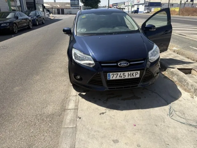 Ford Focus Sportbreak Trend 1.6 TDCi 109 CV